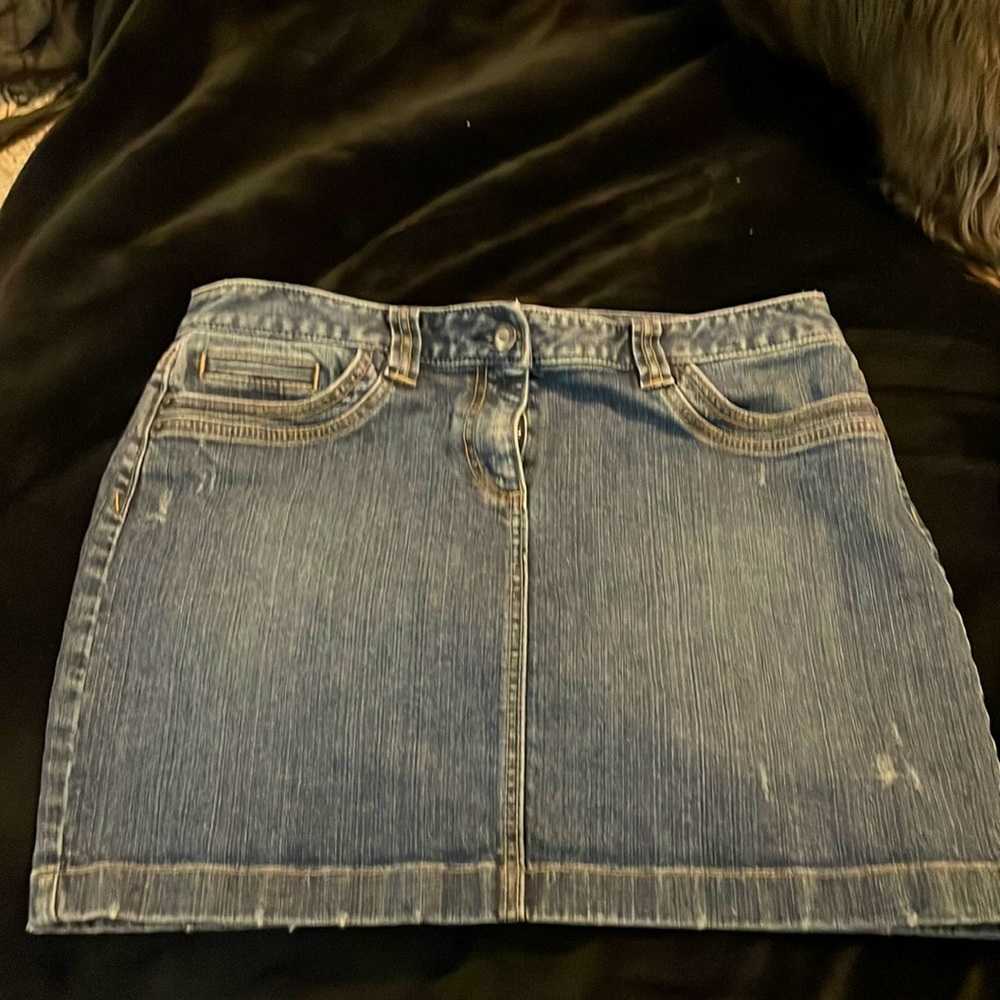 Loft Frayed Denim Skirt size 8